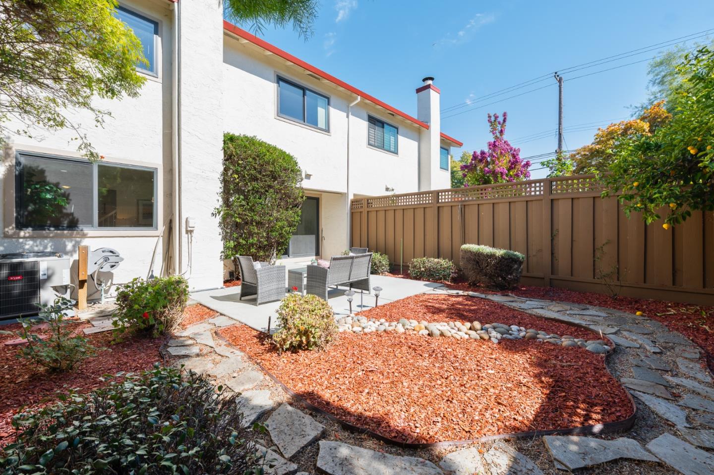 2030 Elm Leaf Court