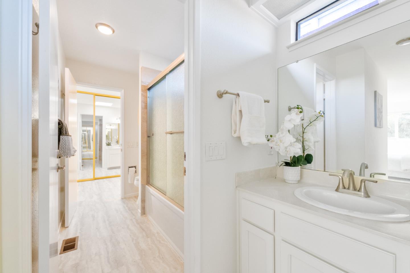 2030 Elm Leaf Court