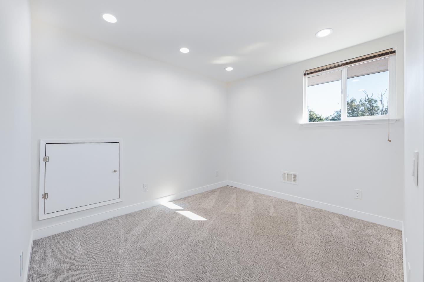 2535 Parkside Drive