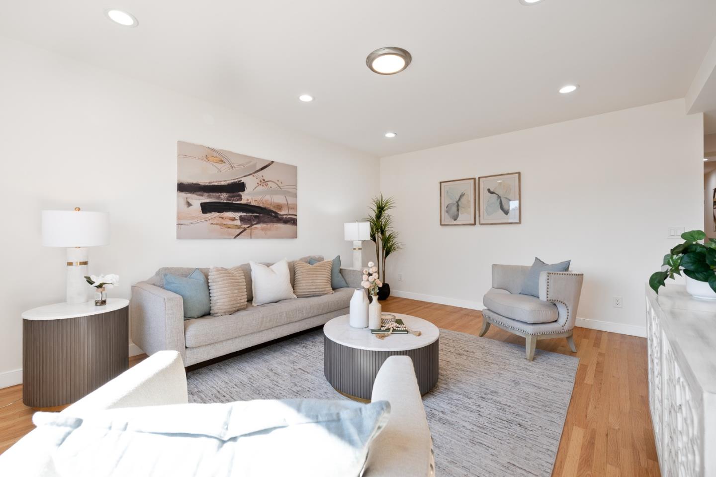 2535 Parkside Drive