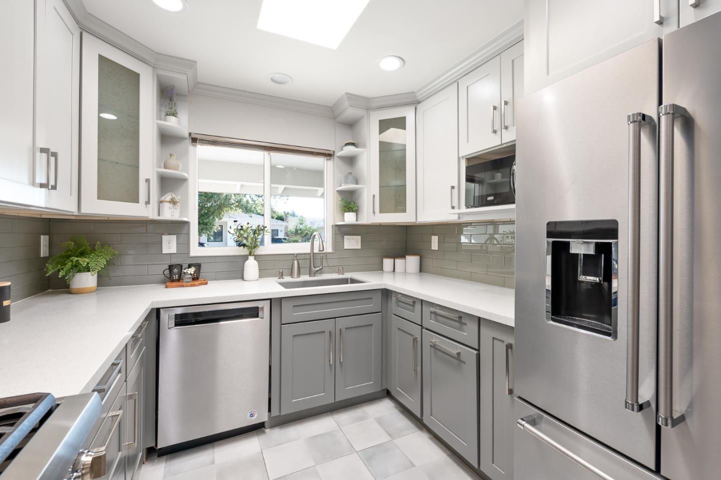 2535 Parkside Drive
