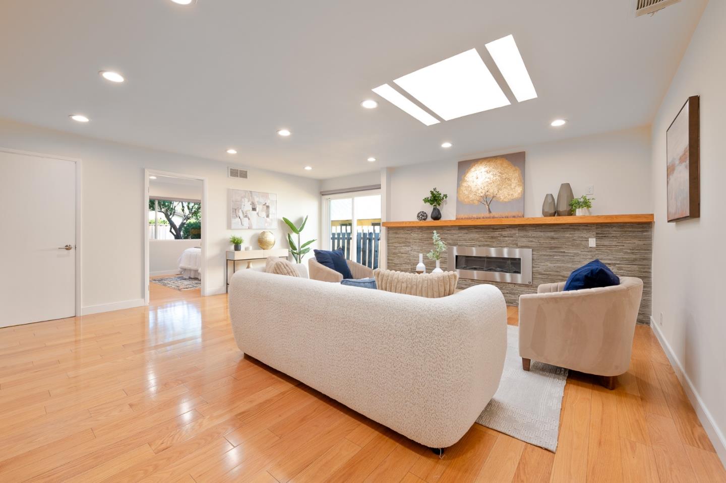 2535 Parkside Drive