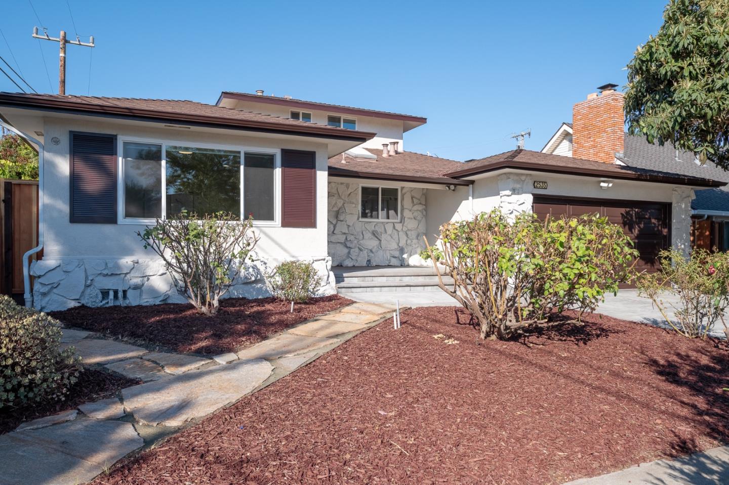 2535 Parkside Drive