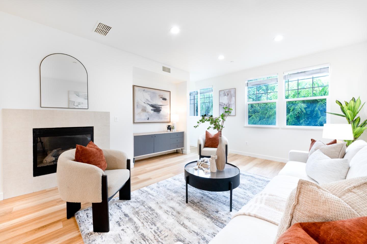 638 Almaden Walk Loop