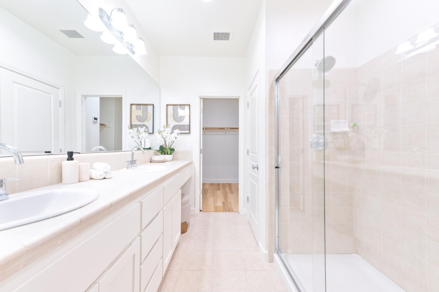 638 Almaden Walk Loop