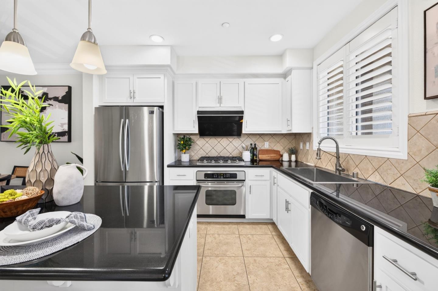 1188 McKay DR