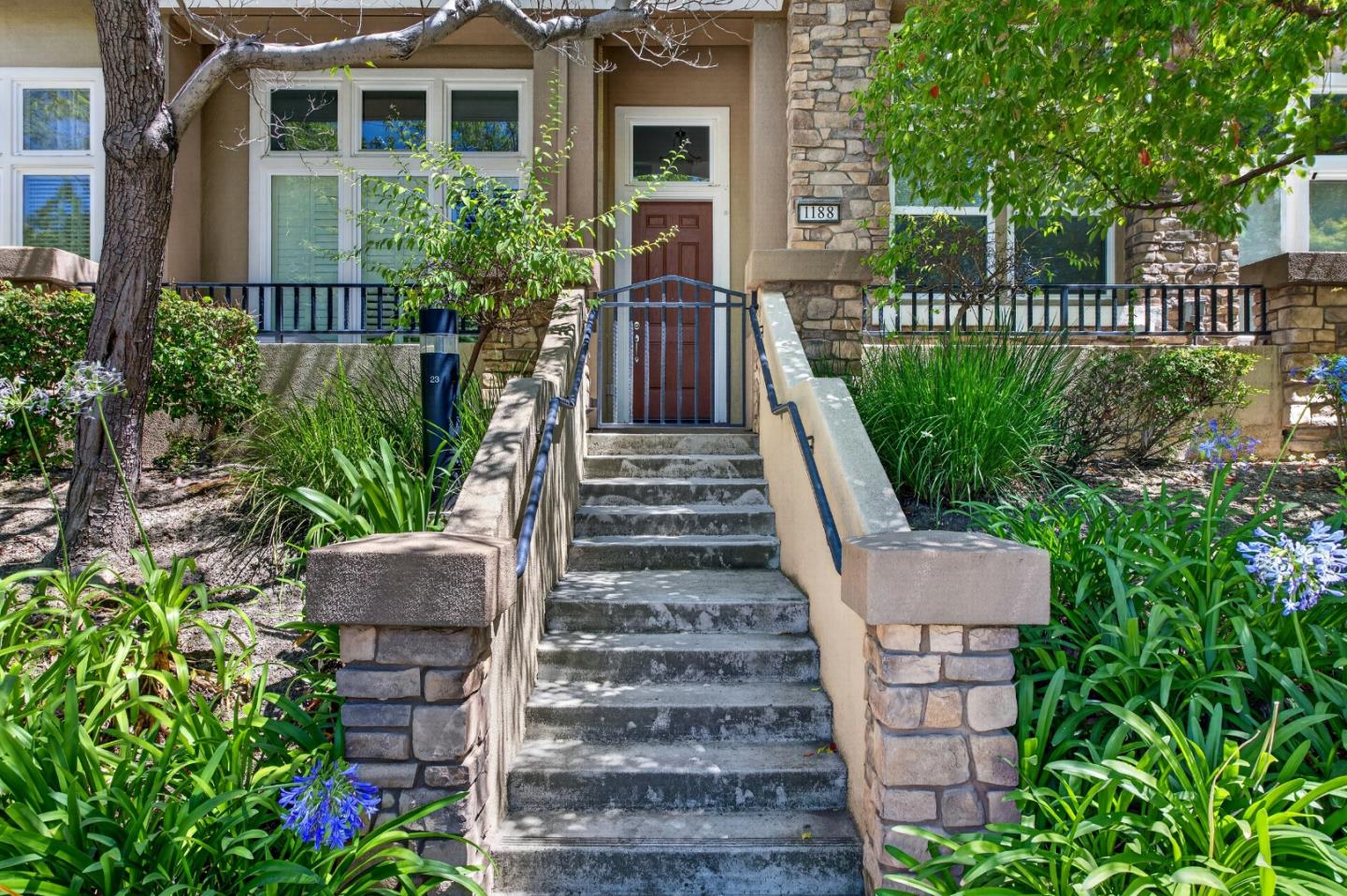 1188 McKay DR