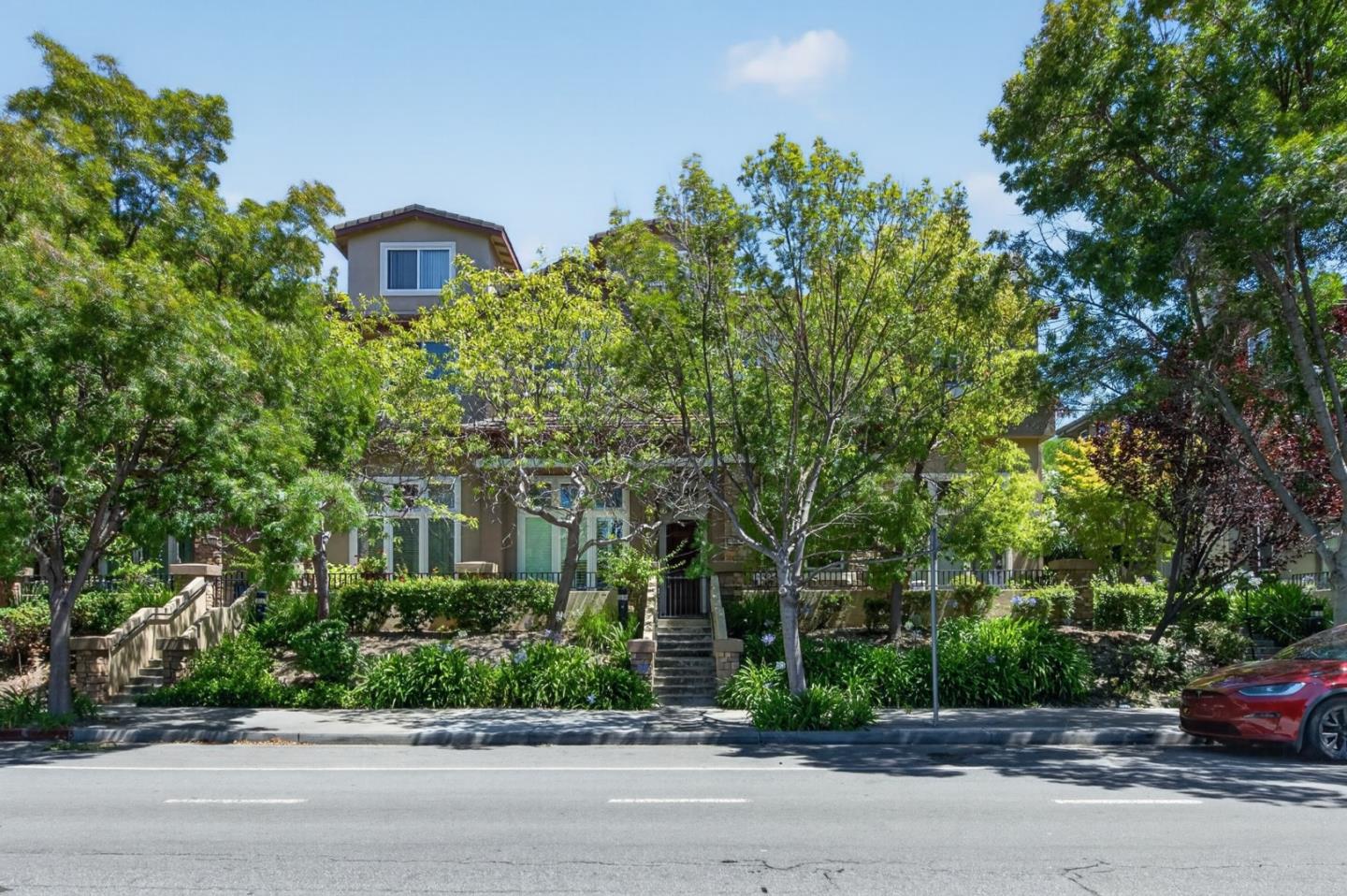 1188 McKay DR