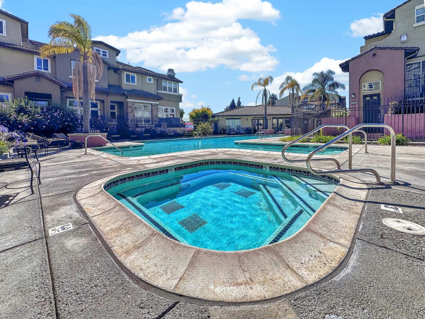 1188 McKay DR
