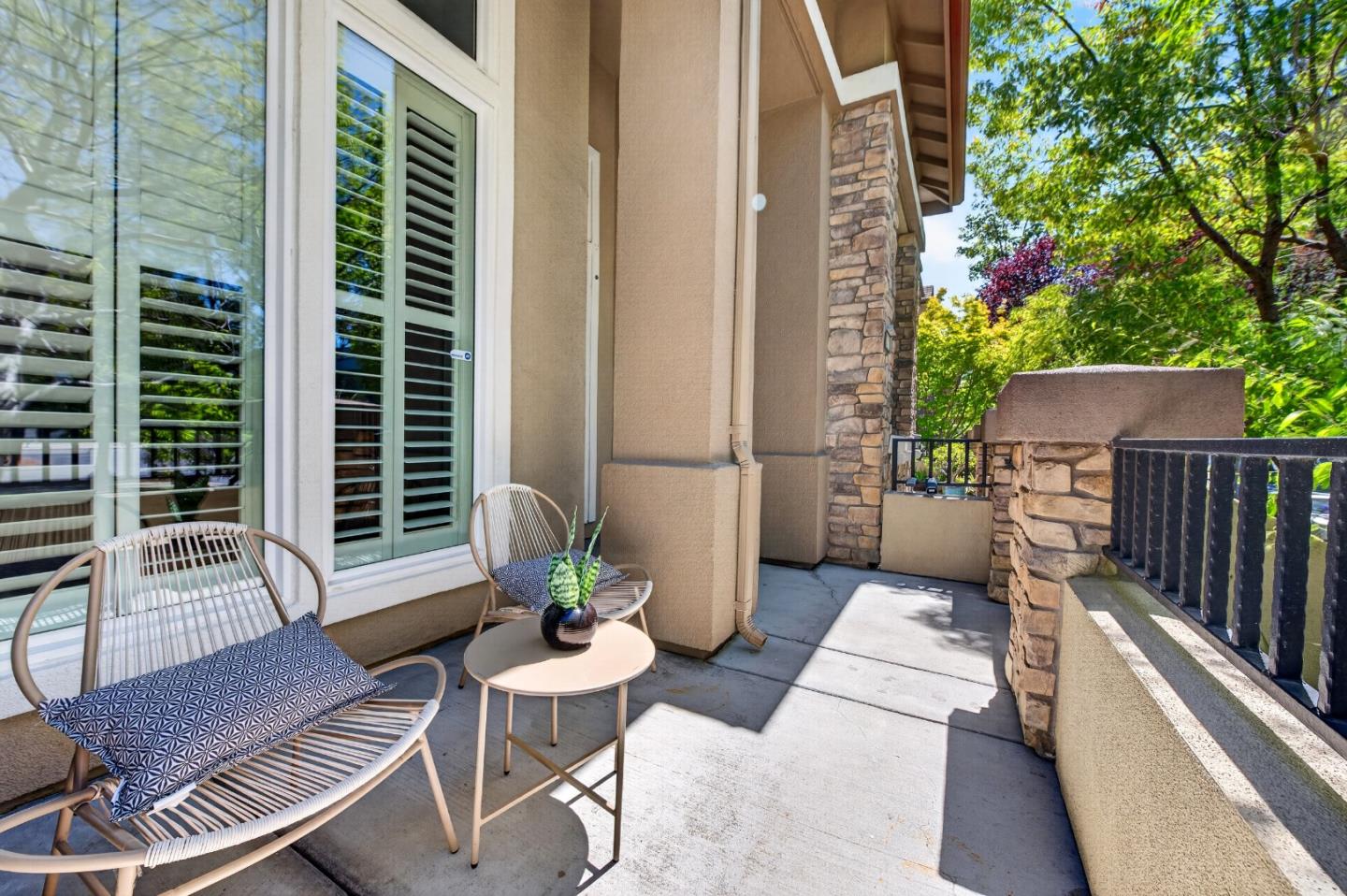 1188 McKay DR