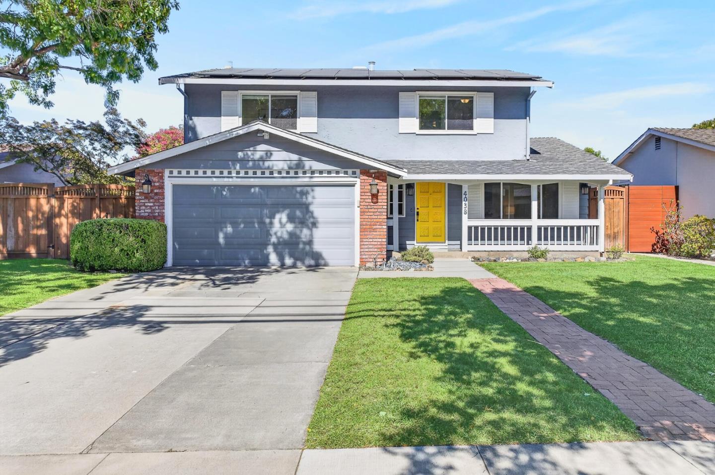 4038 Jarvis Ave