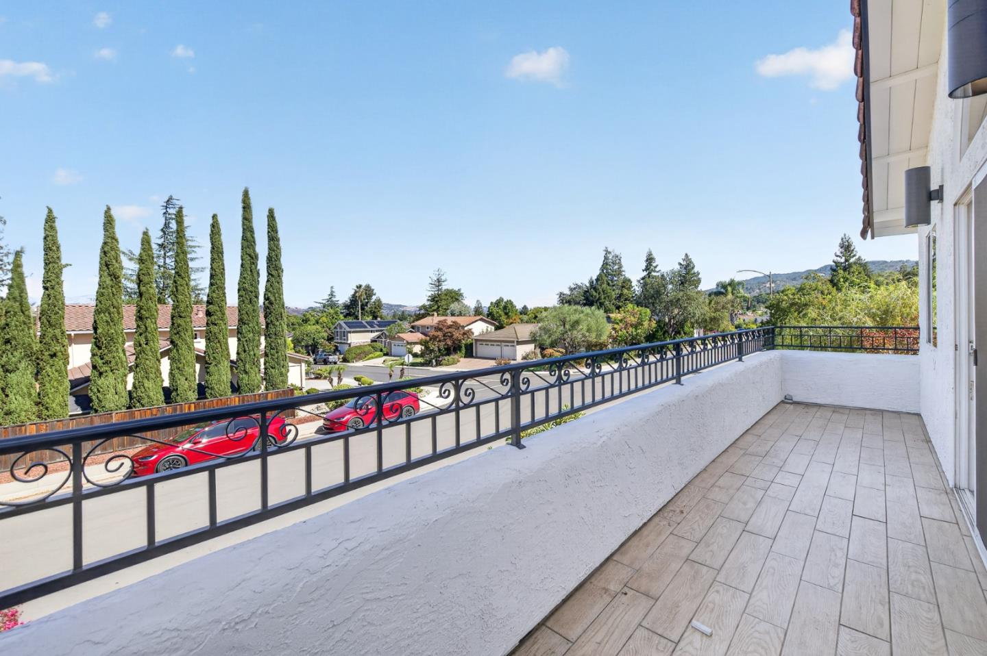 6543 Skyfarm DR