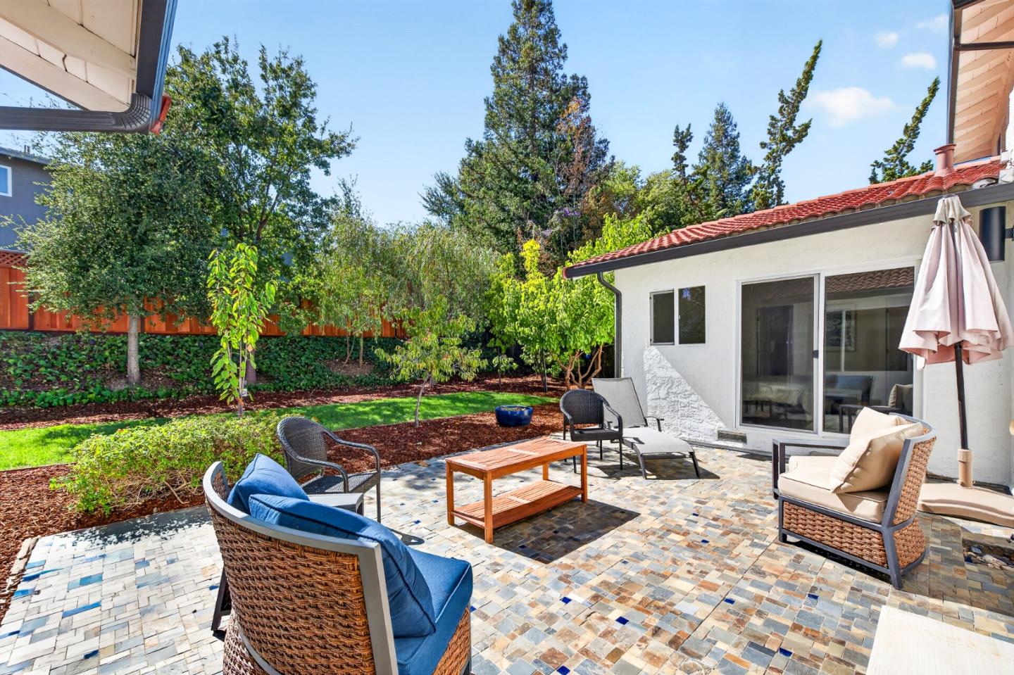 6543 Skyfarm DR