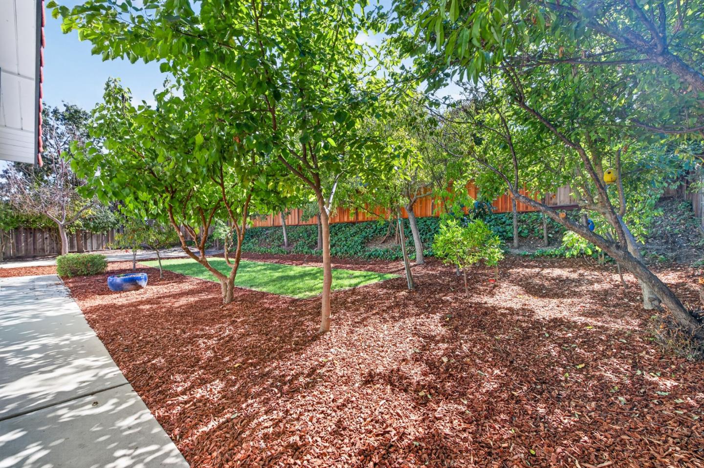 6543 Skyfarm DR