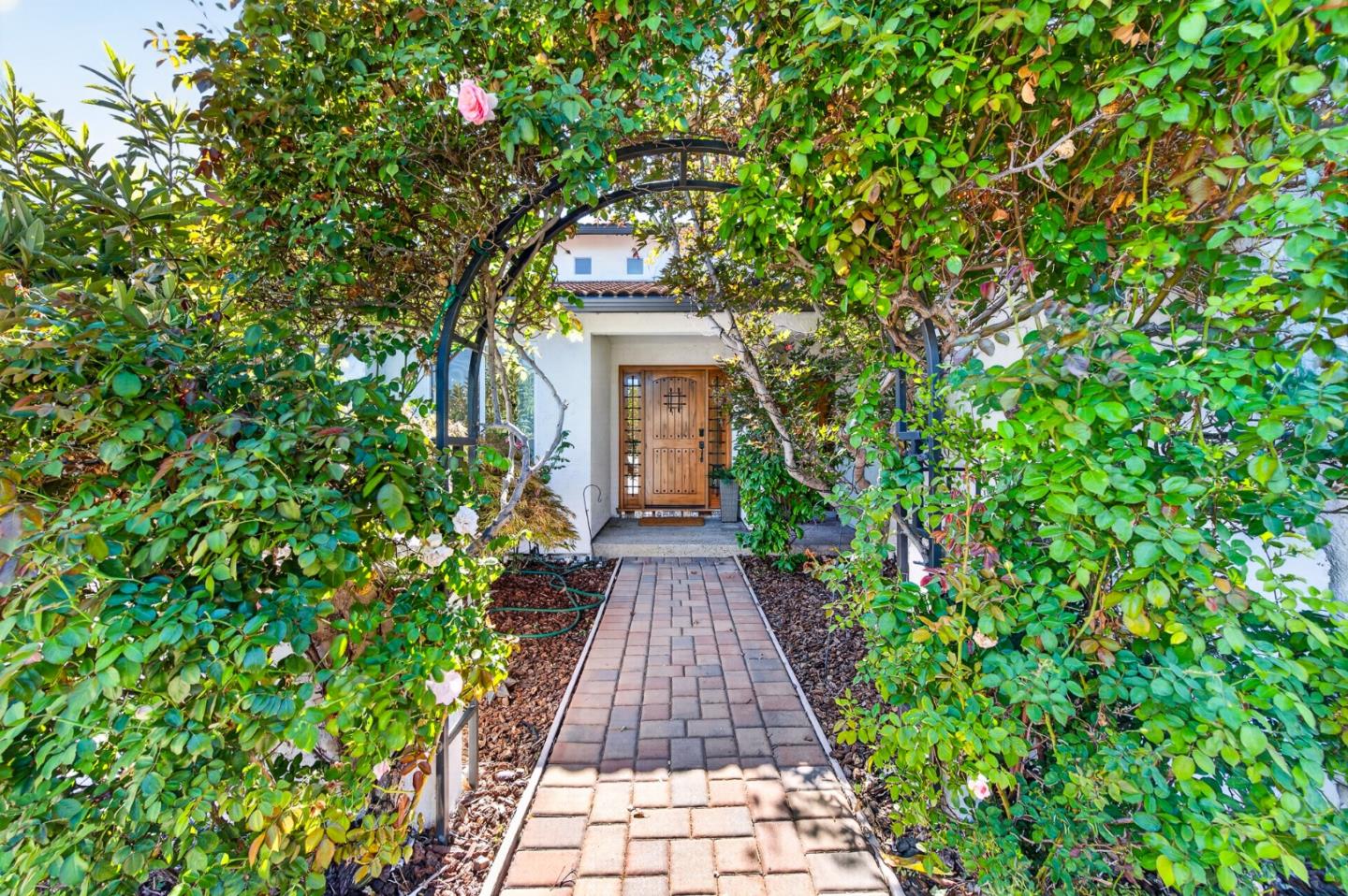 6543 Skyfarm DR