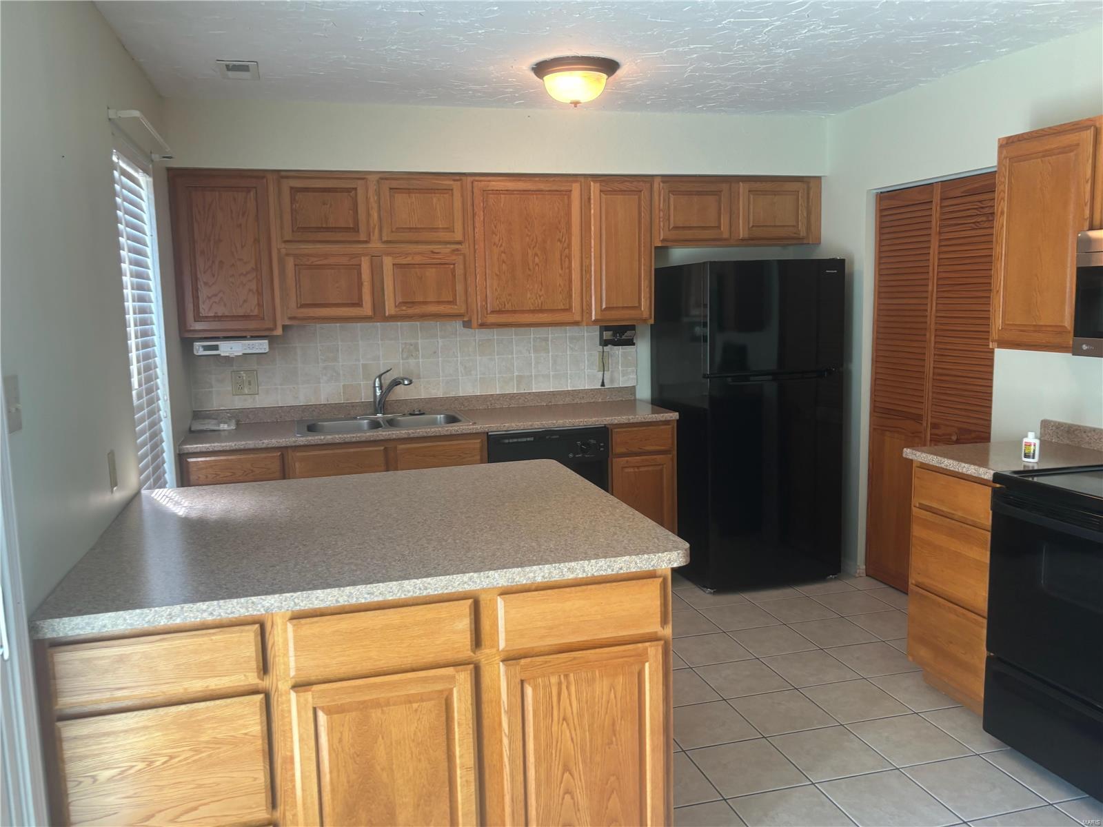 29 Park Charles Boulevard Unit: C