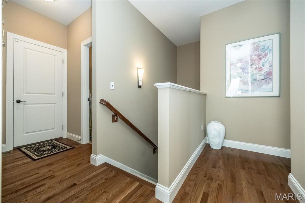 1533 Woodside Hills Drive