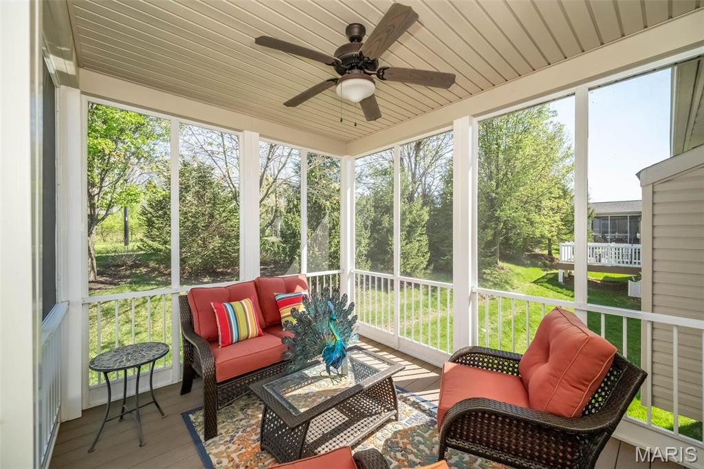 1533 Woodside Hills Drive