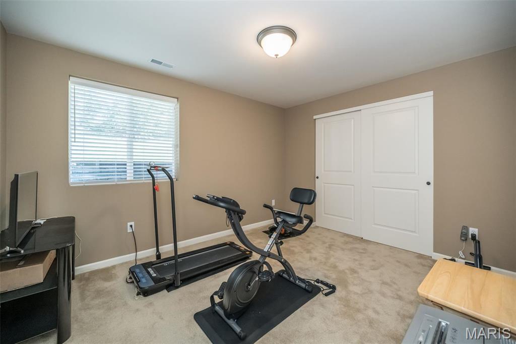 1533 Woodside Hills Drive