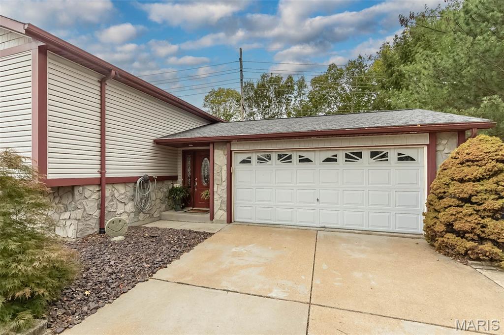 438 Hidden Lake Drive