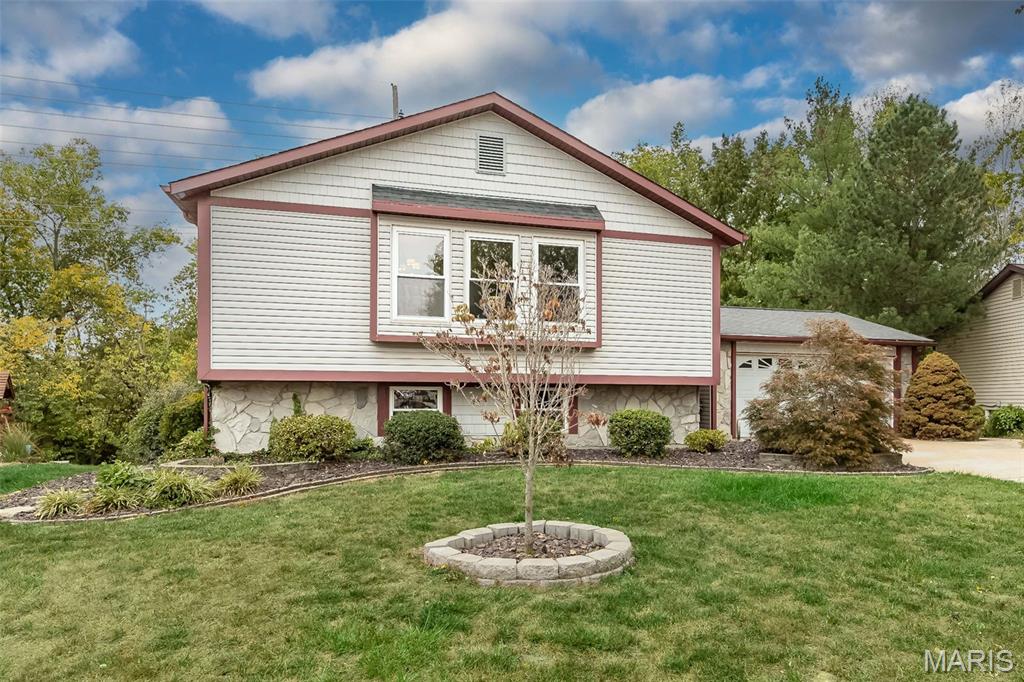 438 Hidden Lake Drive