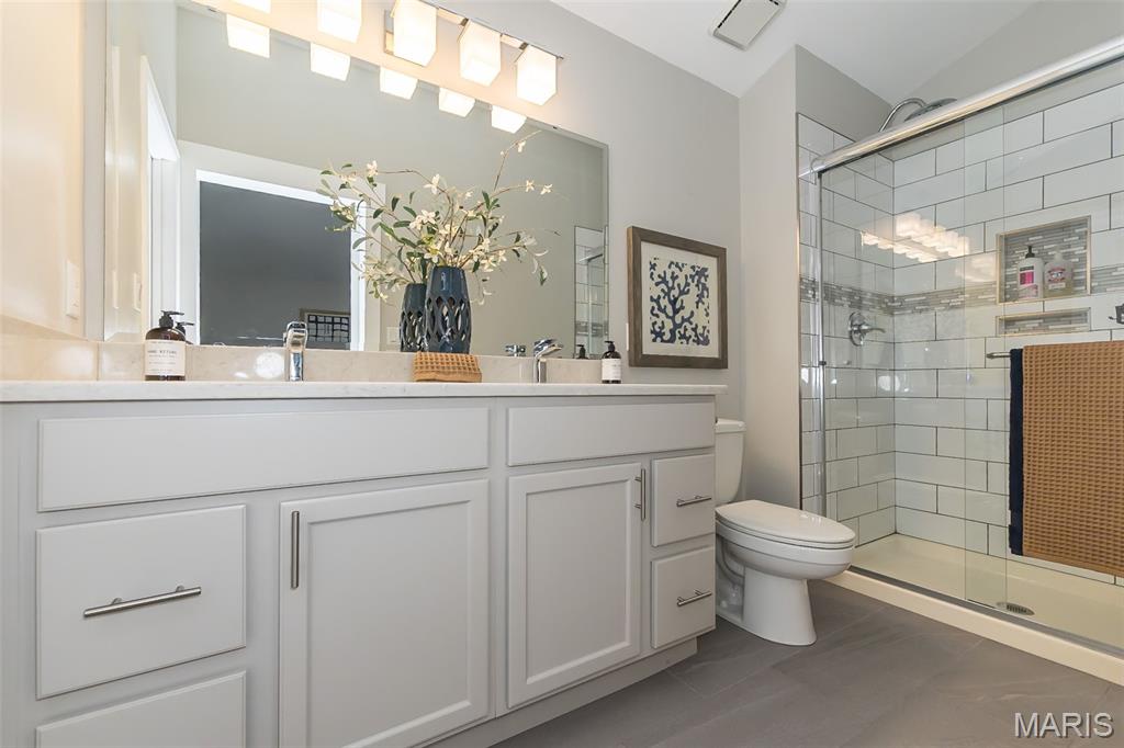 12924 Midfield Terrace