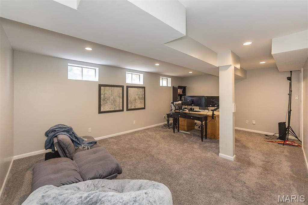 12924 Midfield Terrace