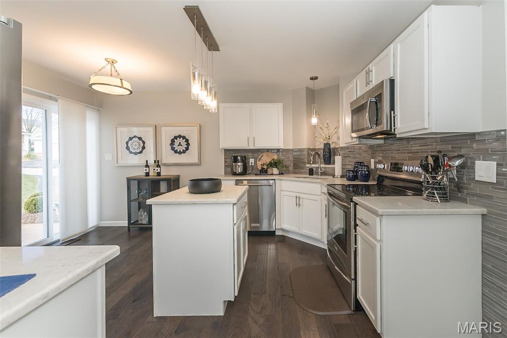 12924 Midfield Terrace