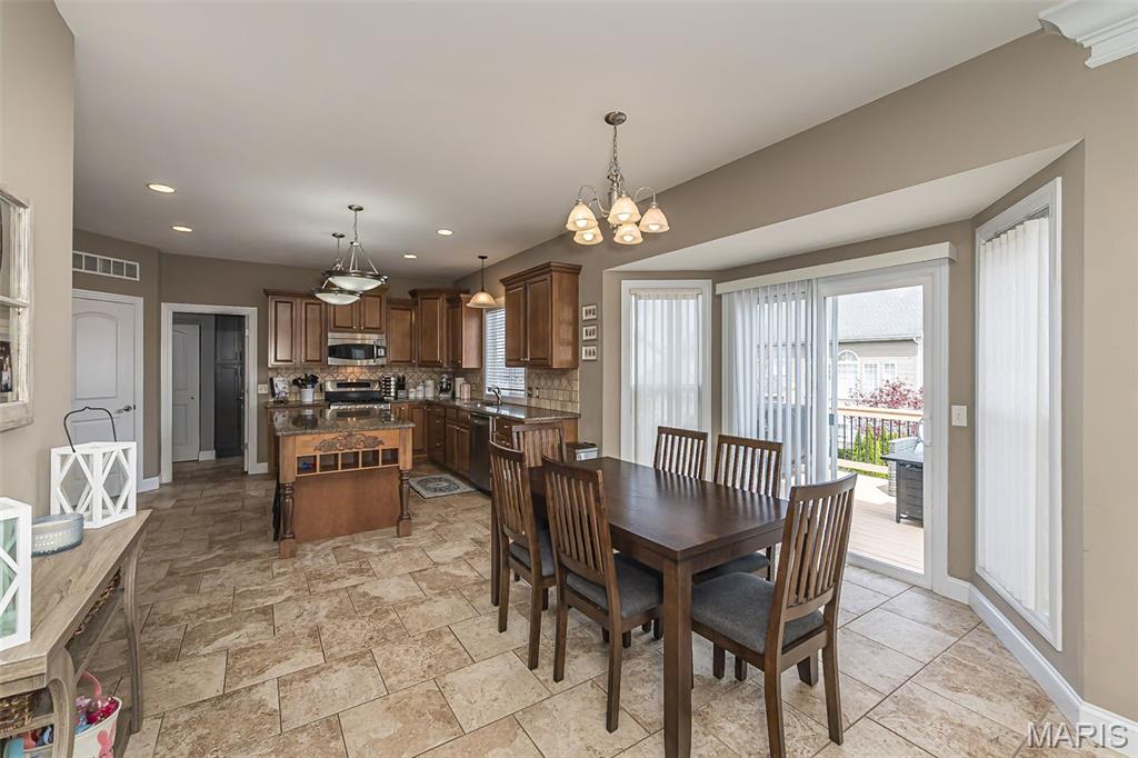 977 Bentley Park Circle