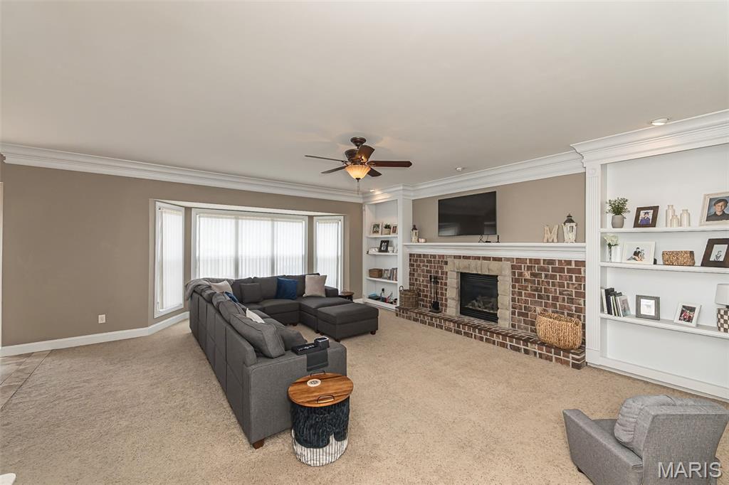 977 Bentley Park Circle