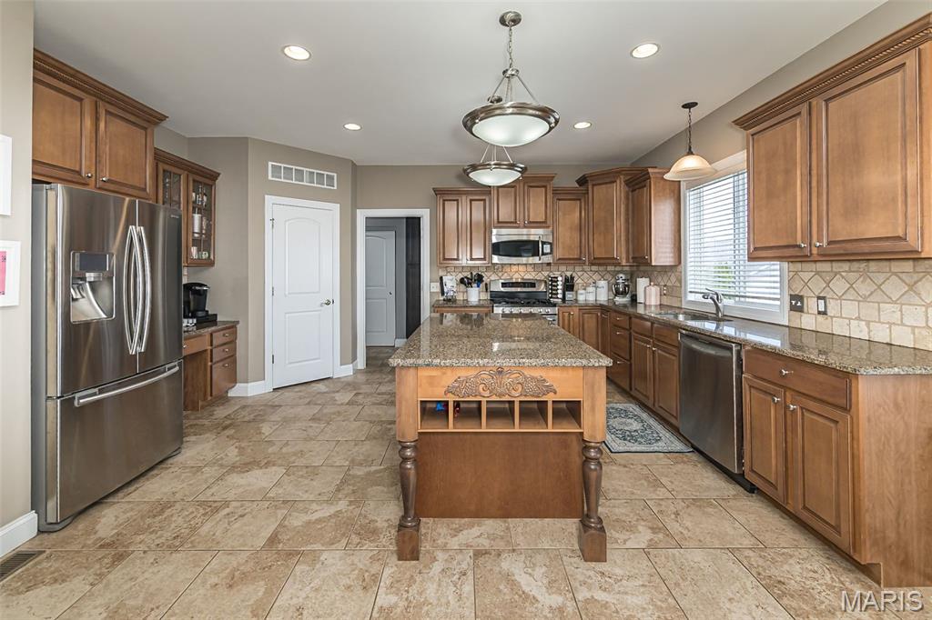 977 Bentley Park Circle