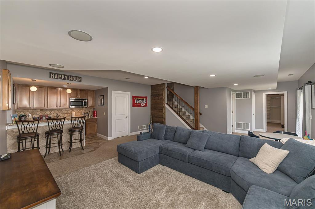977 Bentley Park Circle