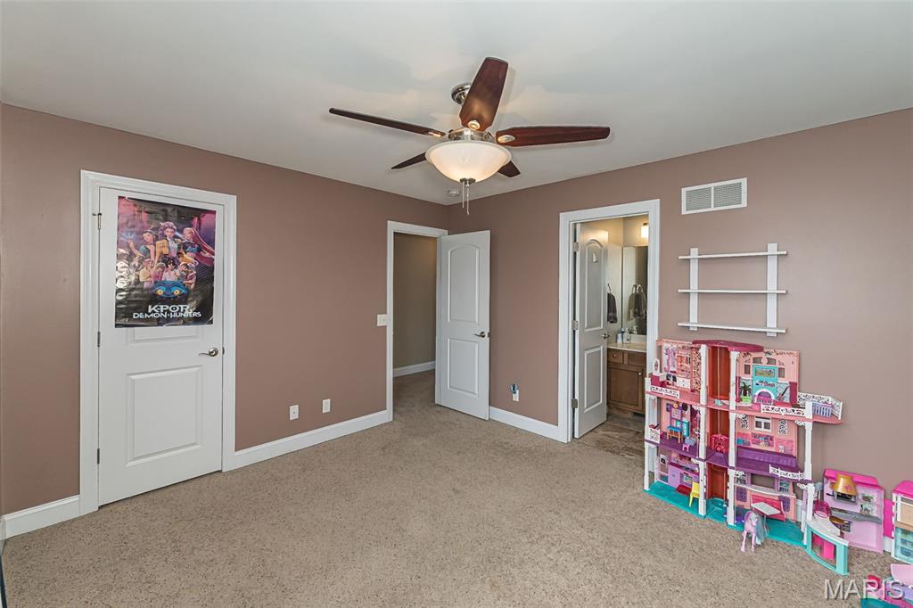 977 Bentley Park Circle
