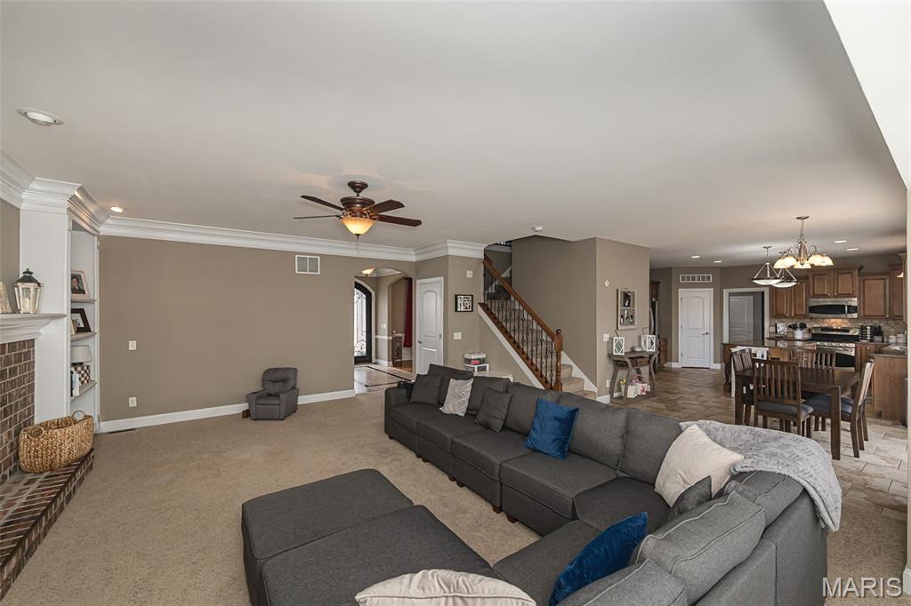 977 Bentley Park Circle