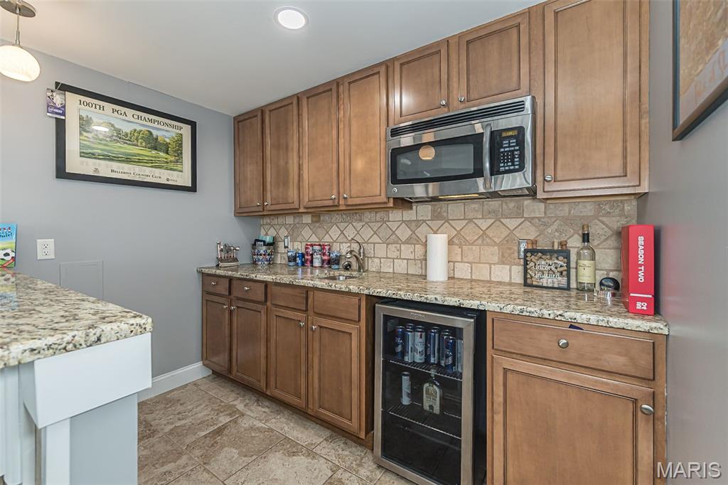 977 Bentley Park Circle