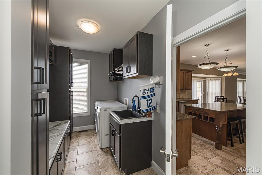 977 Bentley Park Circle
