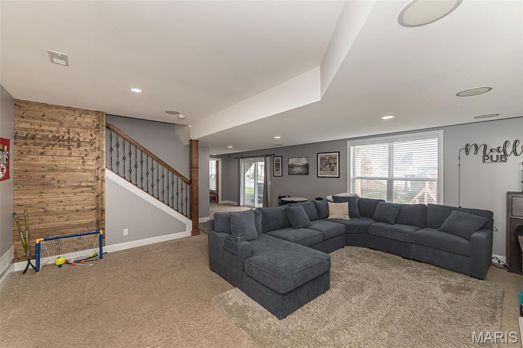 977 Bentley Park Circle