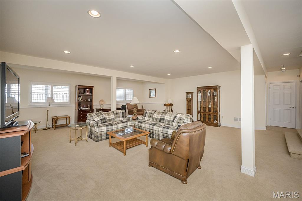 1210 Emerald Gardens Drive