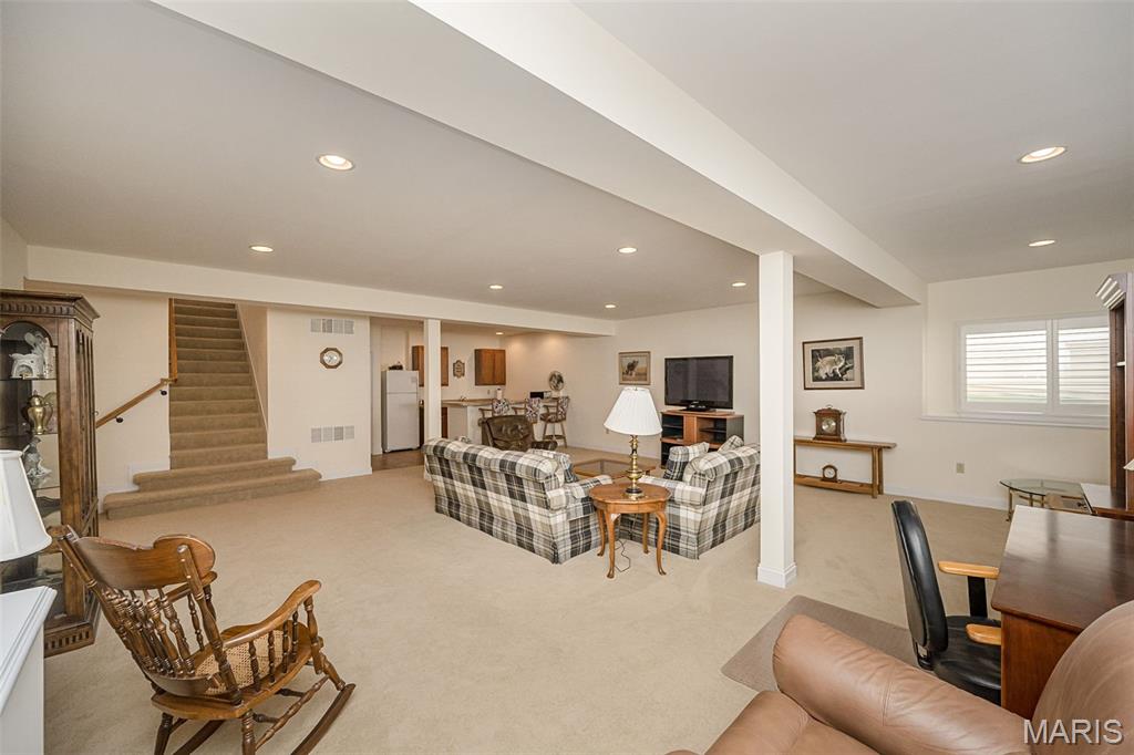 1210 Emerald Gardens Drive