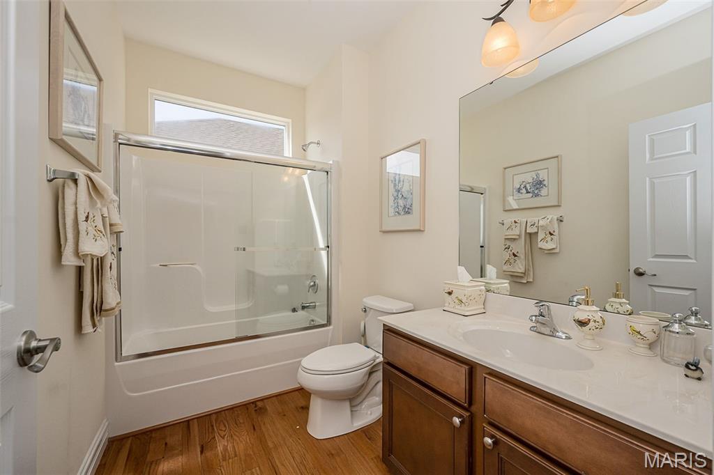 1210 Emerald Gardens Drive