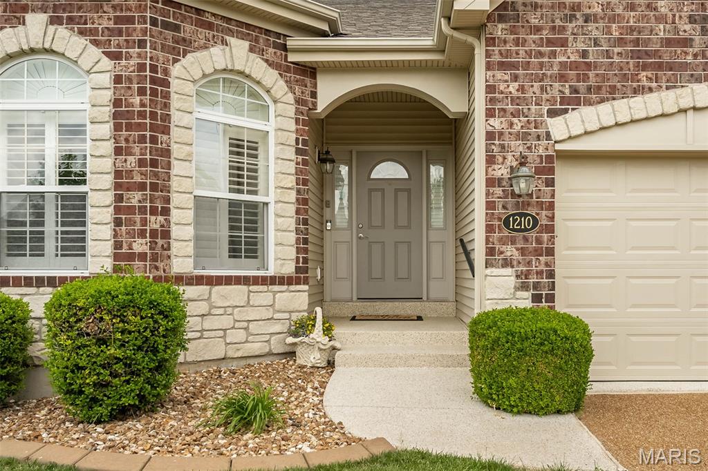 1210 Emerald Gardens Drive