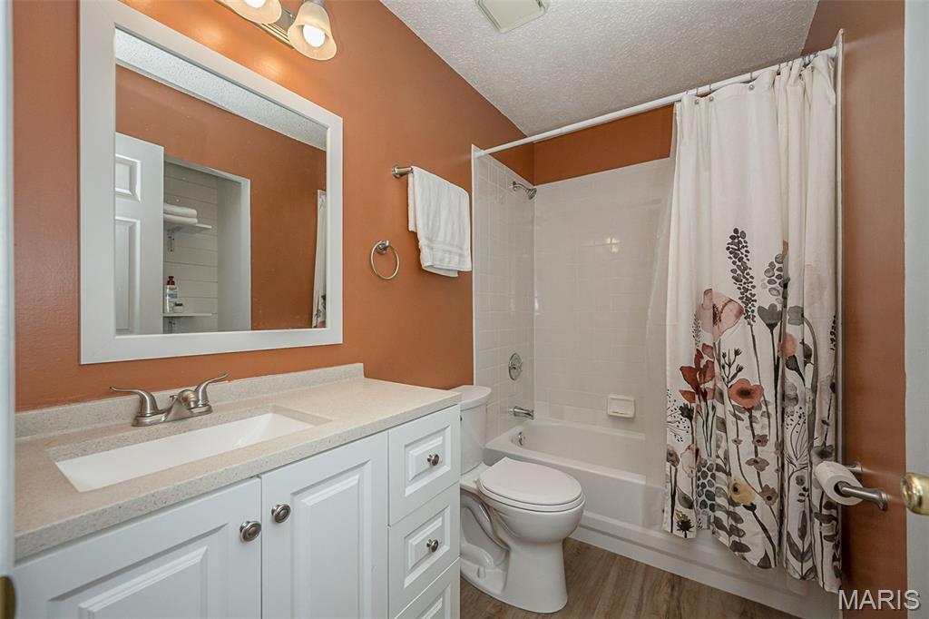 272 Cedar Grove Drive Unit: B