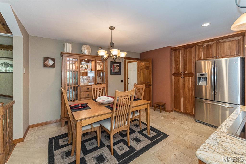 7 Walnut Ridge Court