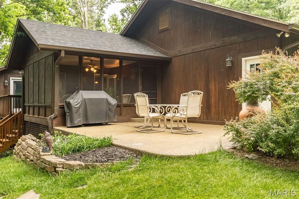 7 Walnut Ridge Court