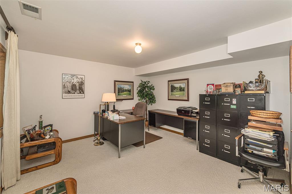 7 Walnut Ridge Court