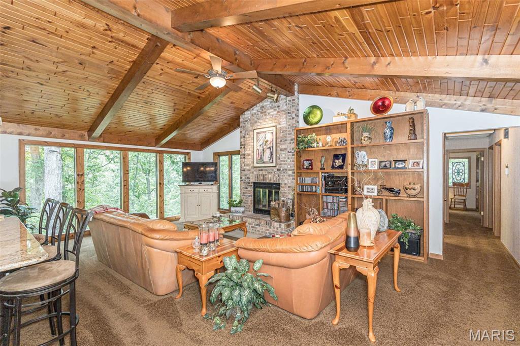 7 Walnut Ridge Court