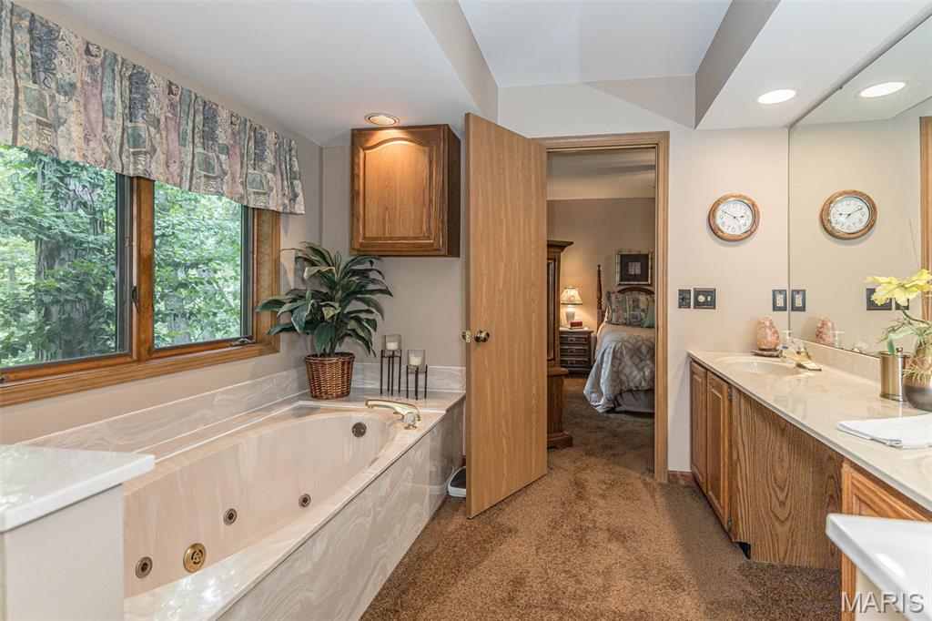 7 Walnut Ridge Court