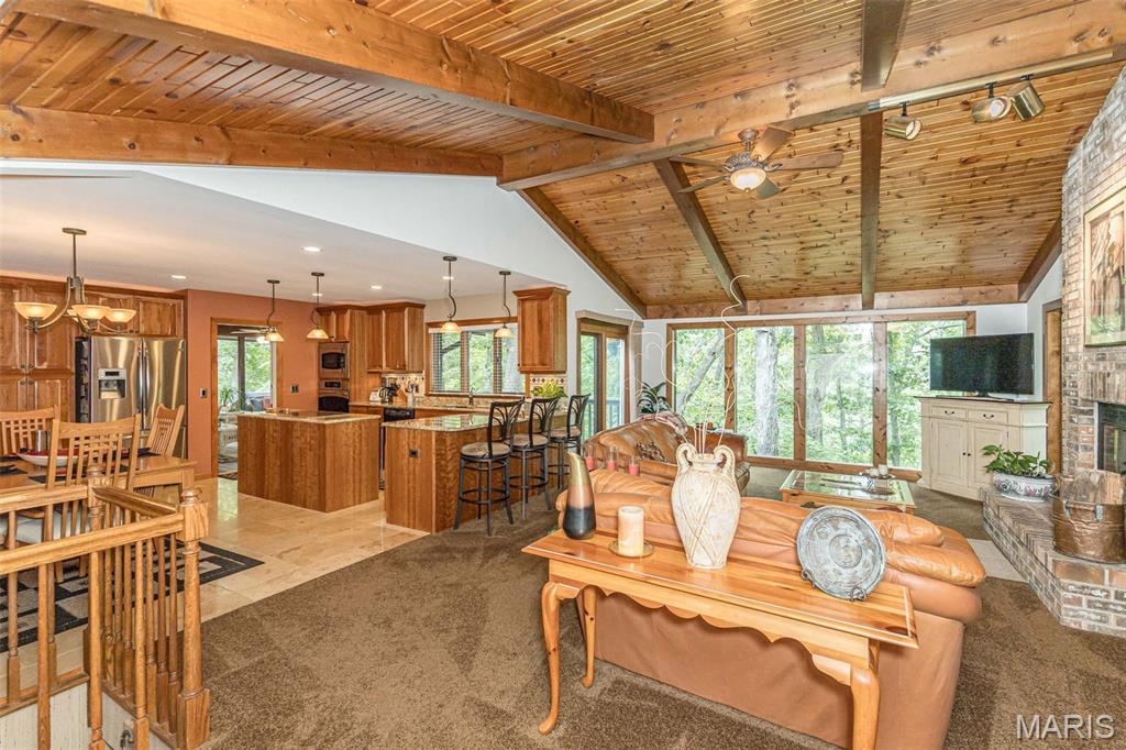 7 Walnut Ridge Court