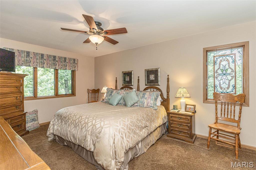 7 Walnut Ridge Court