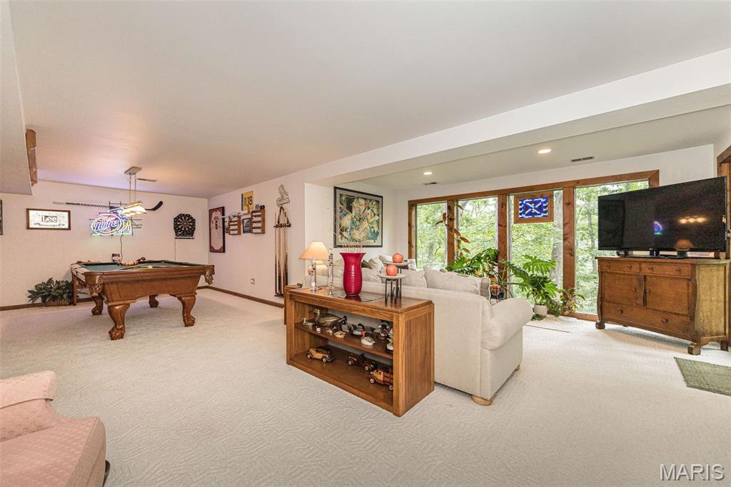 7 Walnut Ridge Court
